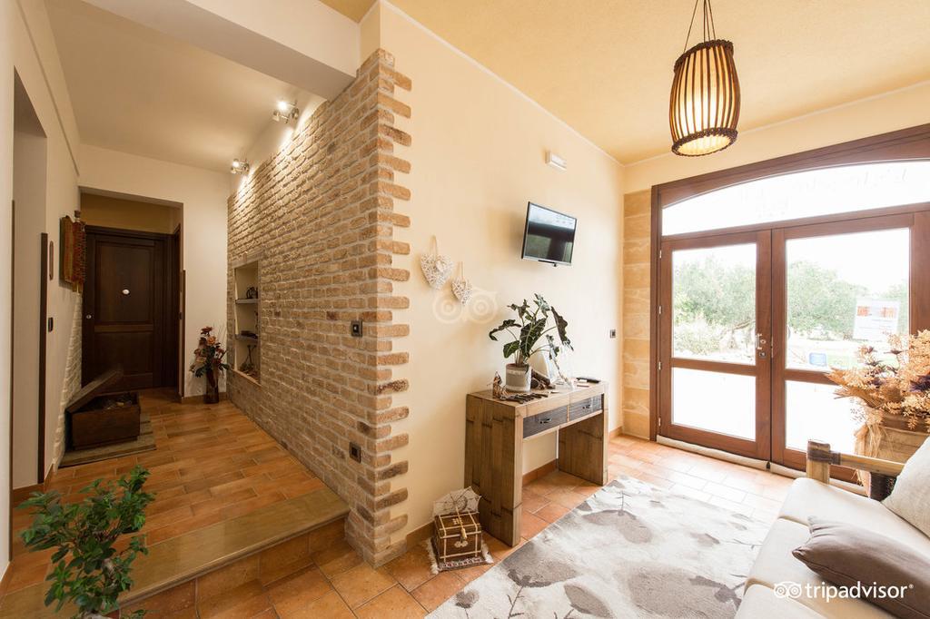 B&B L'Angolino Della Nonna Castelluzzo Exterior foto