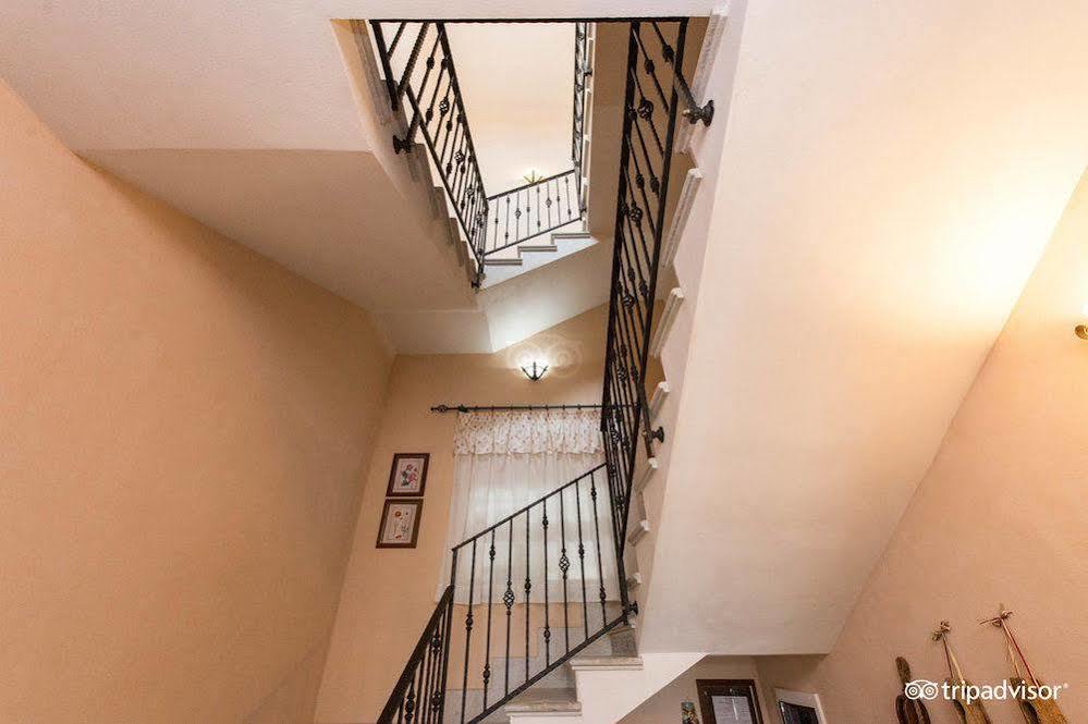 B&B L'Angolino Della Nonna Castelluzzo Exterior foto